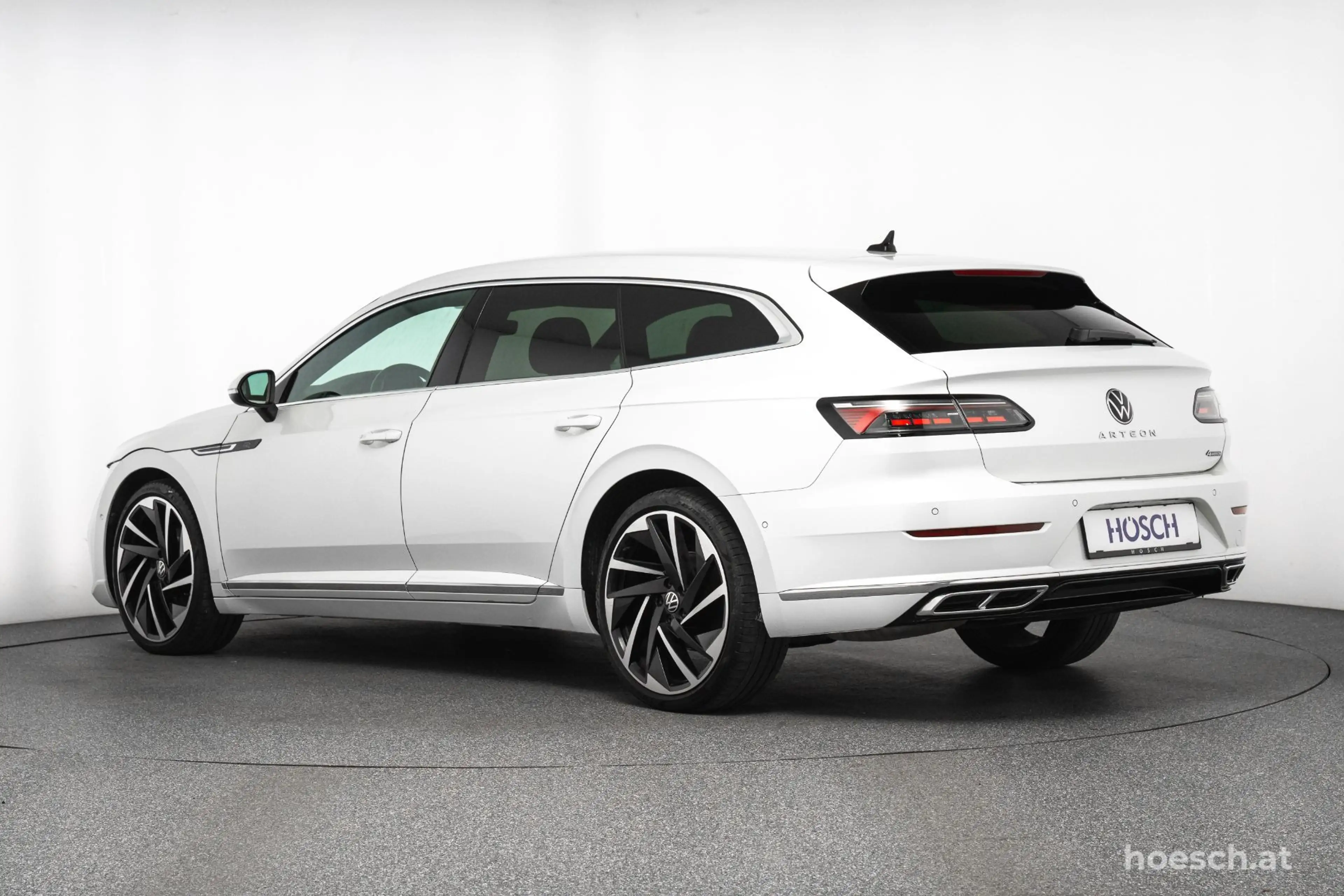 Volkswagen Arteon SB TDI 4M R-Line 20" DCC AHK H&K R-KAM — photo 4