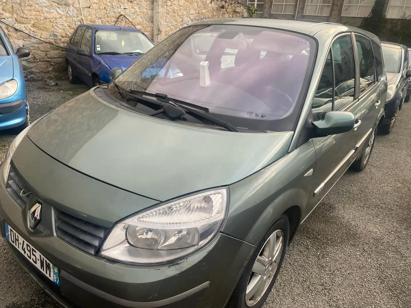 Renault Scenic 1.9 dCi 120 Confort Authentique - 1