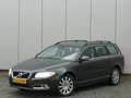 Volvo V70 1.6 T4 AUT Nordic Xenon / Navigatie / Trekhaak / L Grijs - thumbnail 1