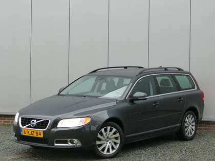 Volvo V70 1.6 T4 AUT Nordic Xenon / Navigatie / Trekhaak / L