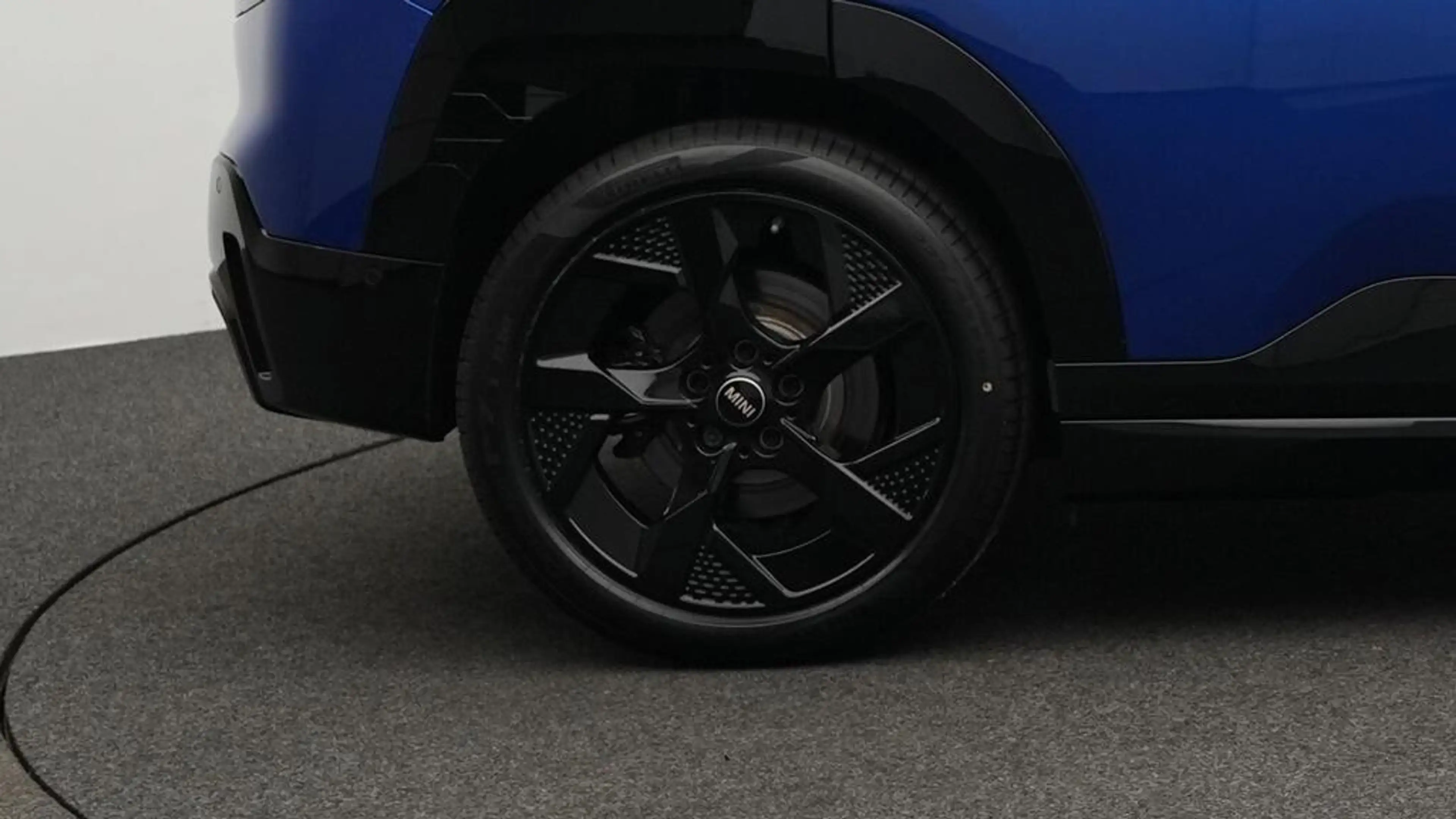 MINI Aceman John Cooper Works Trim — photo 10