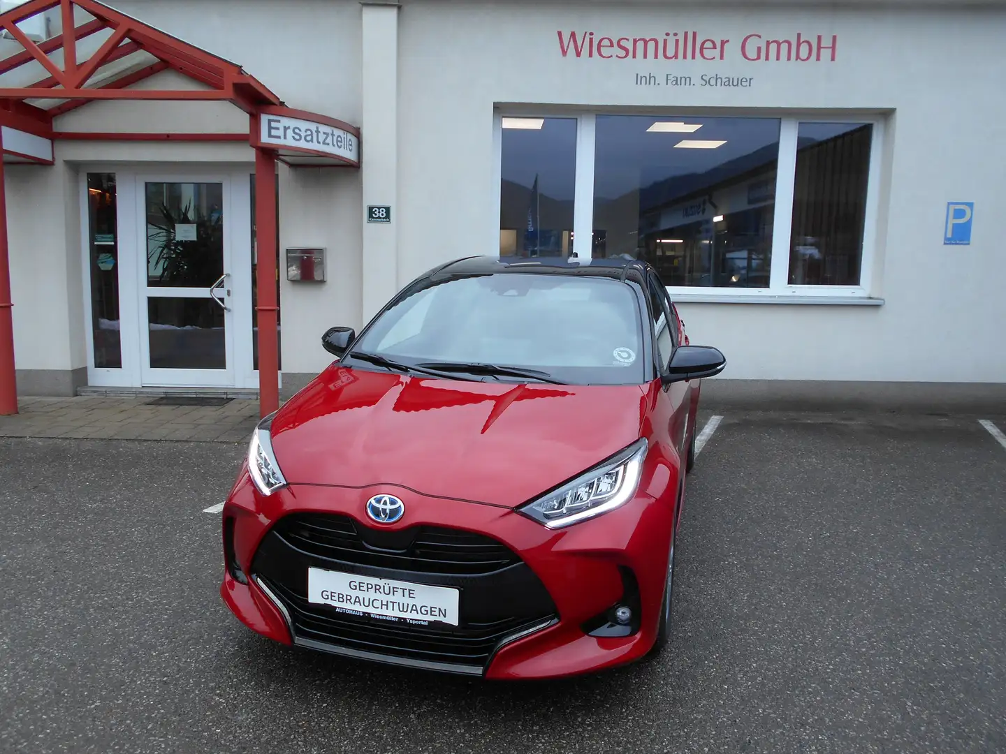 Toyota Yaris 1,5 Hybrid Style Rot - 2