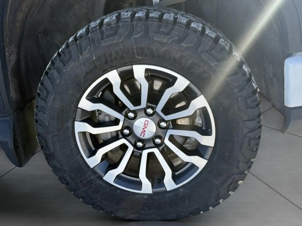 GMC Sierra 1500 снимка GMC Sierra 1500