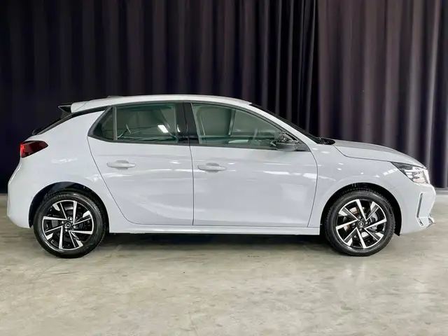Opel Corsa view 8