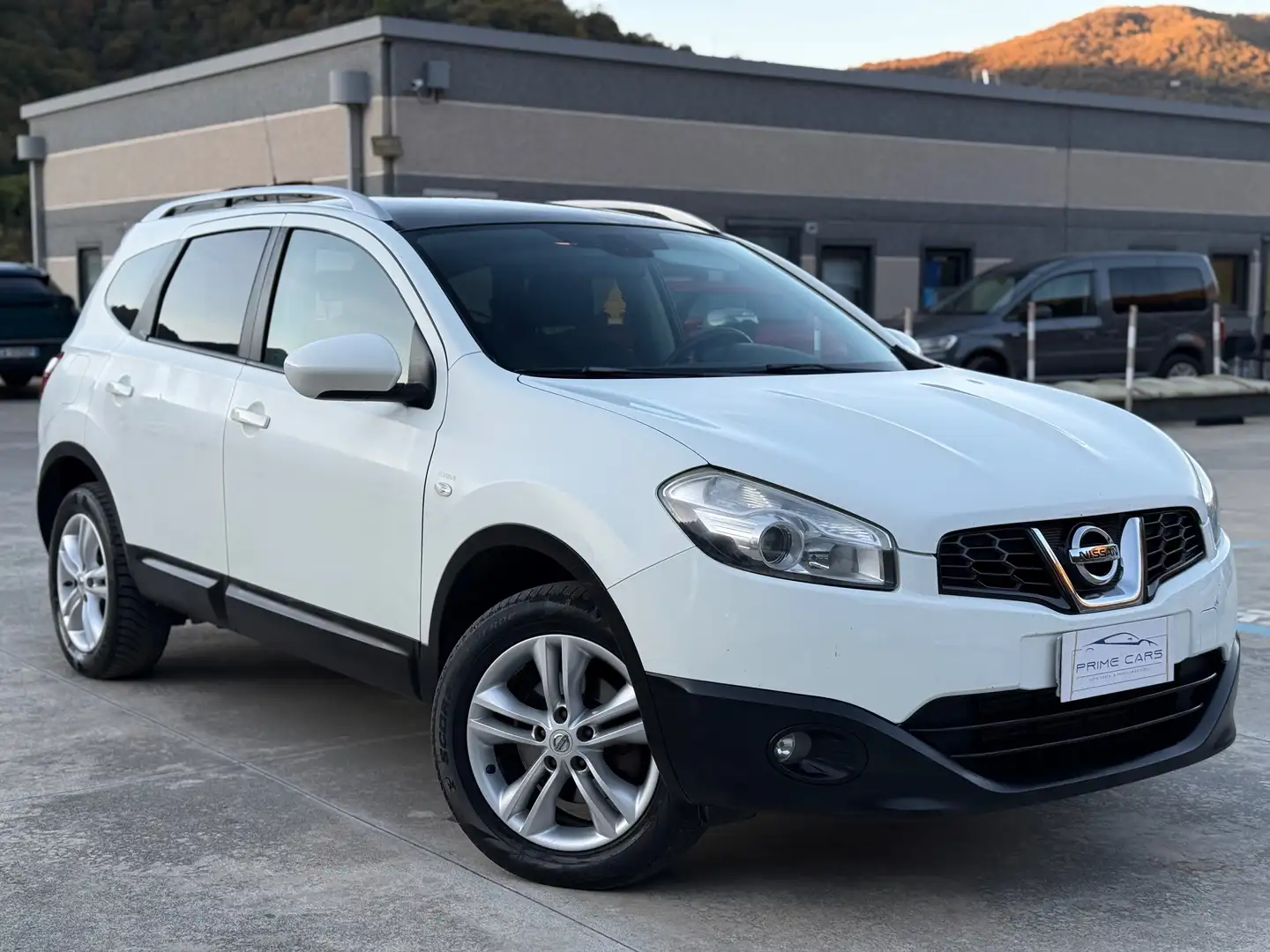 Nissan Qashqai QASQHAI 1.5DCI 7 POSTI TETTO PANORAMICO Bianco - 1