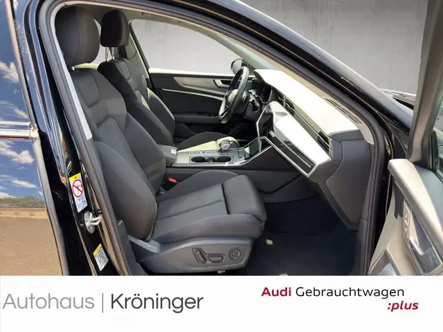 Audi A6 view 9
