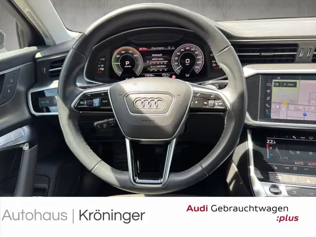 Audi A6 view 11