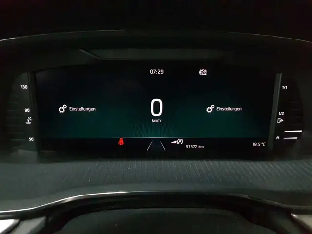 Skoda Octavia view 11