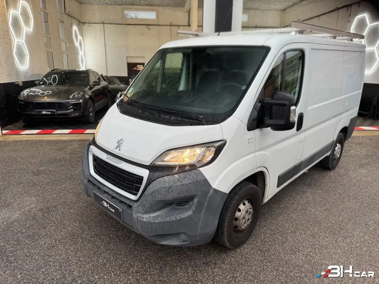 Peugeot Boxer Vu FOURGON 333 2.2 HDI 110cv L1H1 CONFORT Weiß - 2