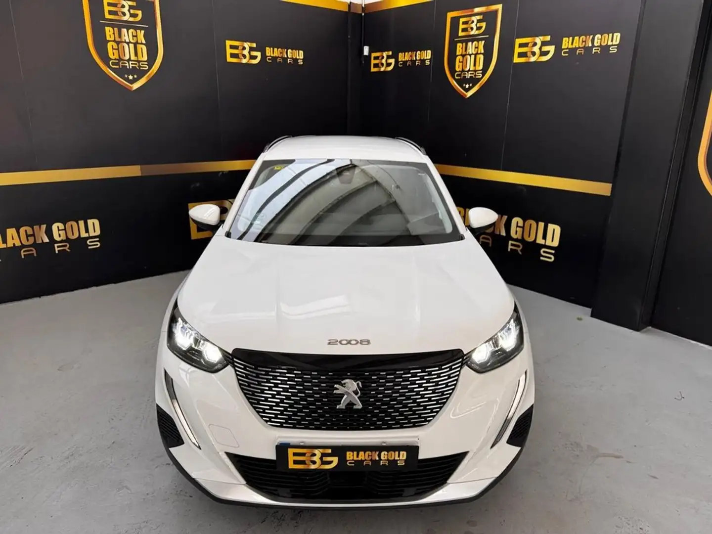 Peugeot 2008 Allure Pack BlueHDI 81kW (110CV) Blanco - 2