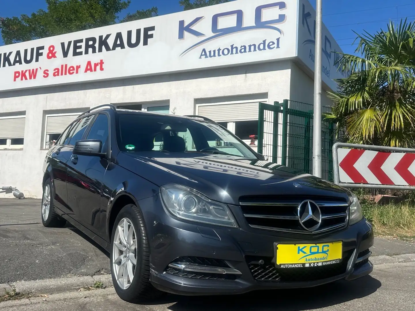 Mercedes-Benz C 200 T CDI BlueEfficiency siva - 1