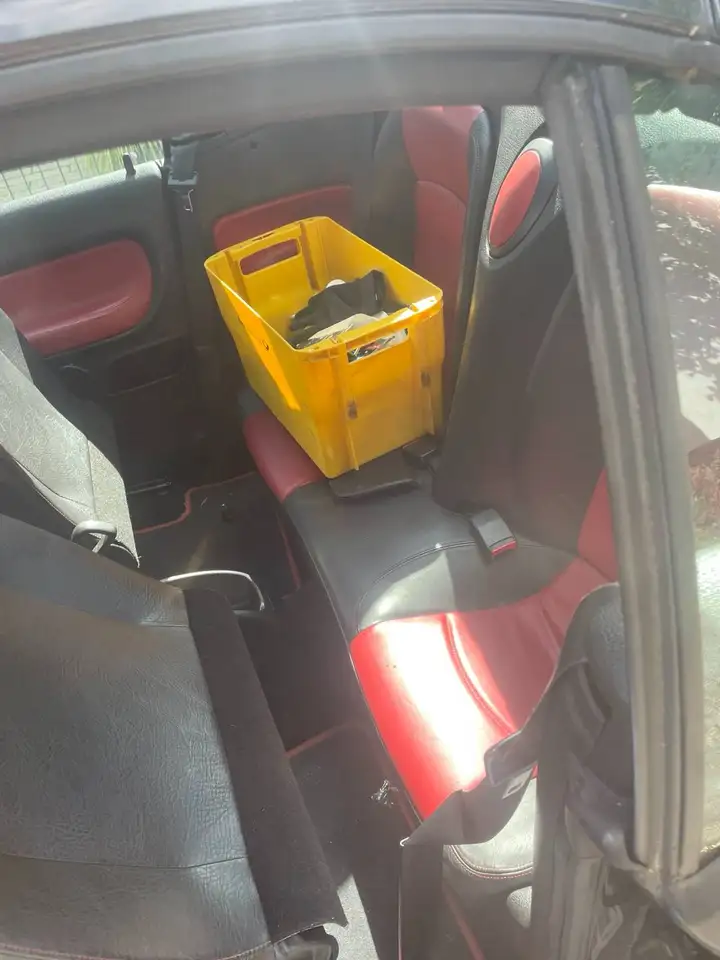 Peugeot 206 CC 2.0 – Bastlerfahrzeug – Dach/Hinterachse defekt, foto 6