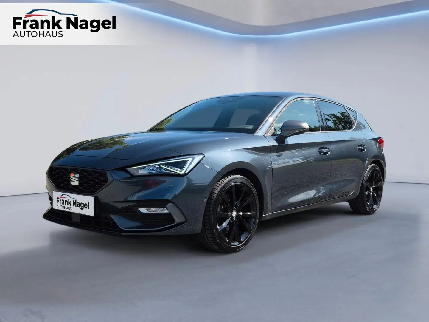SEAT Leon FR 1.5 eTSI 7-Gang-DSG Grau - 1