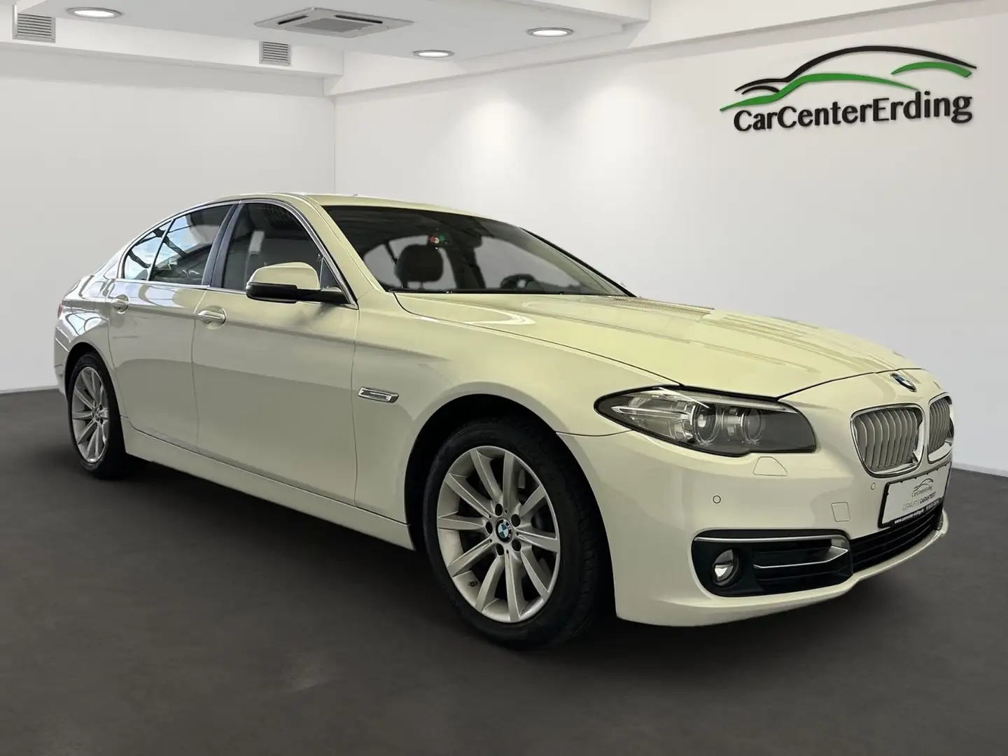 BMW 535 iLim.*BiXenon*Navi*Leder*Kamera*S.Dach*HUD Weiß - 2