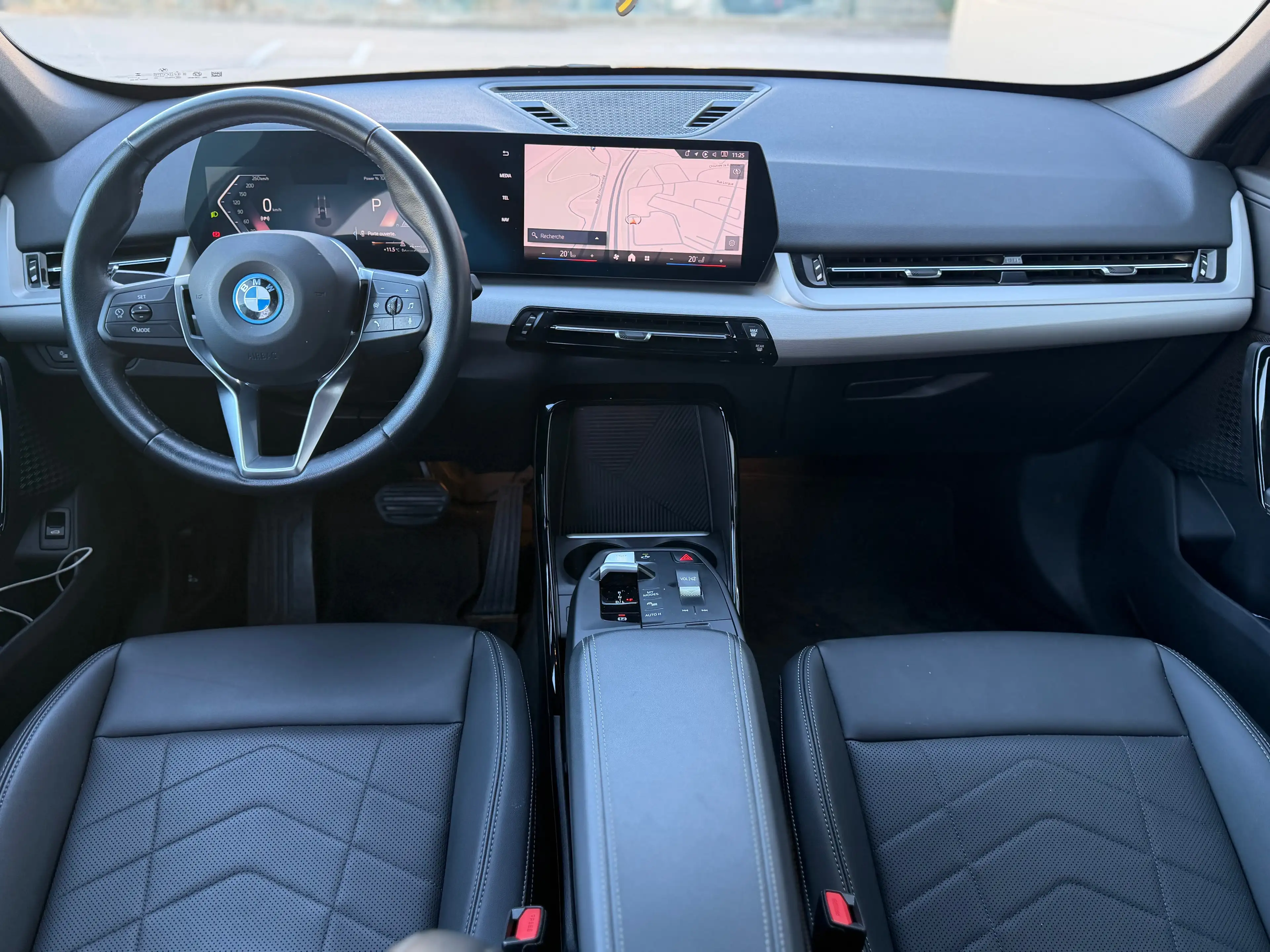 BMW X1 X1 PHEV 1.5iA xDrive25e (180 kW) — photo 4