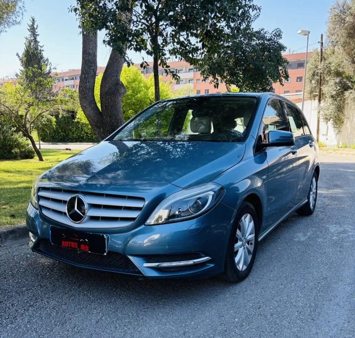 Mercedes-Benz B 200 200CDI BE (4.75) Gris - 2
