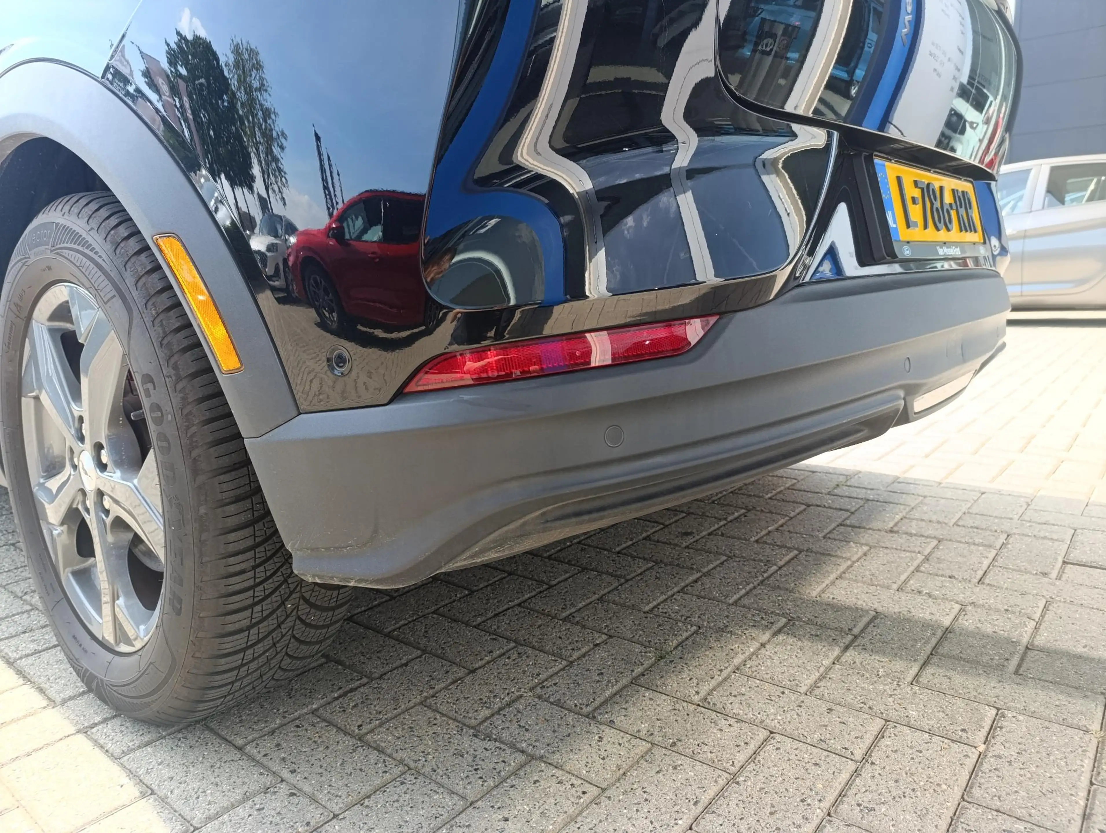 Ford Mustang Mach-E Extended RWD 98 kWh | Dealeronderhouden | Originee — photo 9