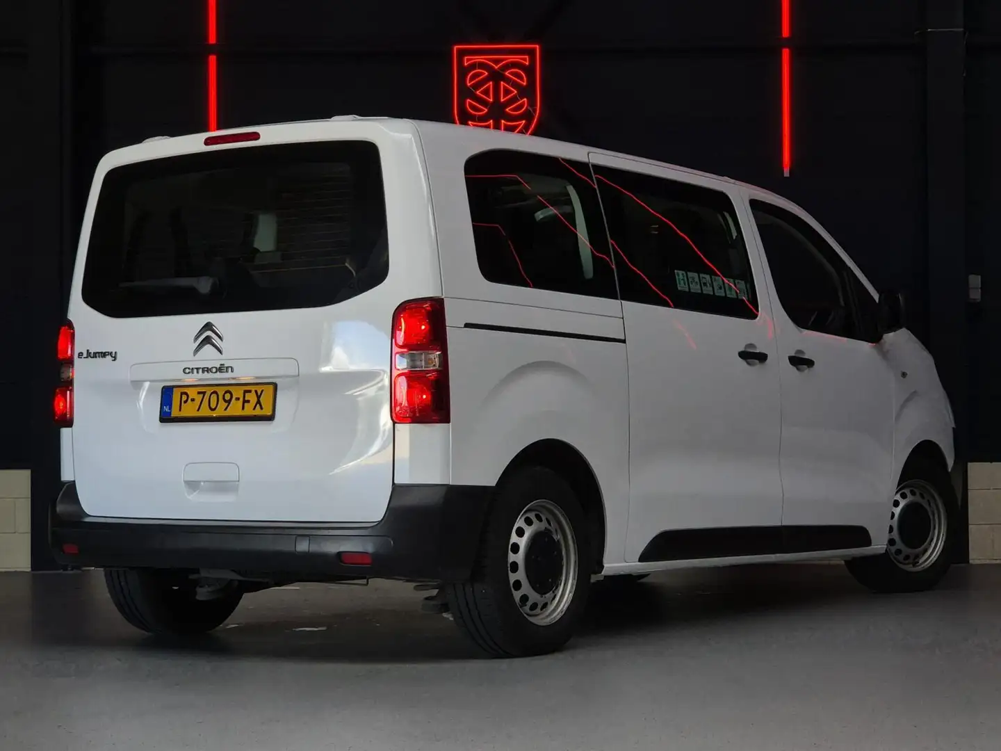Citroen Jumpy ë-Jumpy M 75kWh 9-PERS|PANO|APP|CRUISE|VERW. Wit - 2