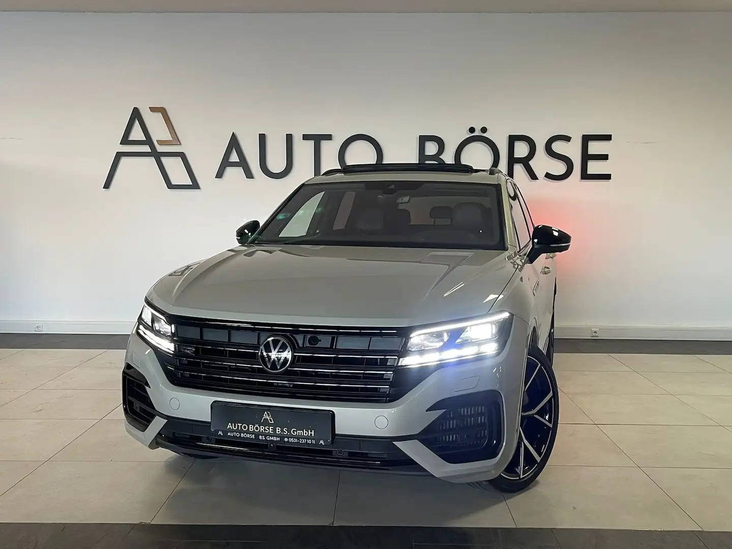 Volkswagen Touareg 4M R Line*PANO*STH*LUFT*HUD*AHK*CAM*LED* Beige - 1