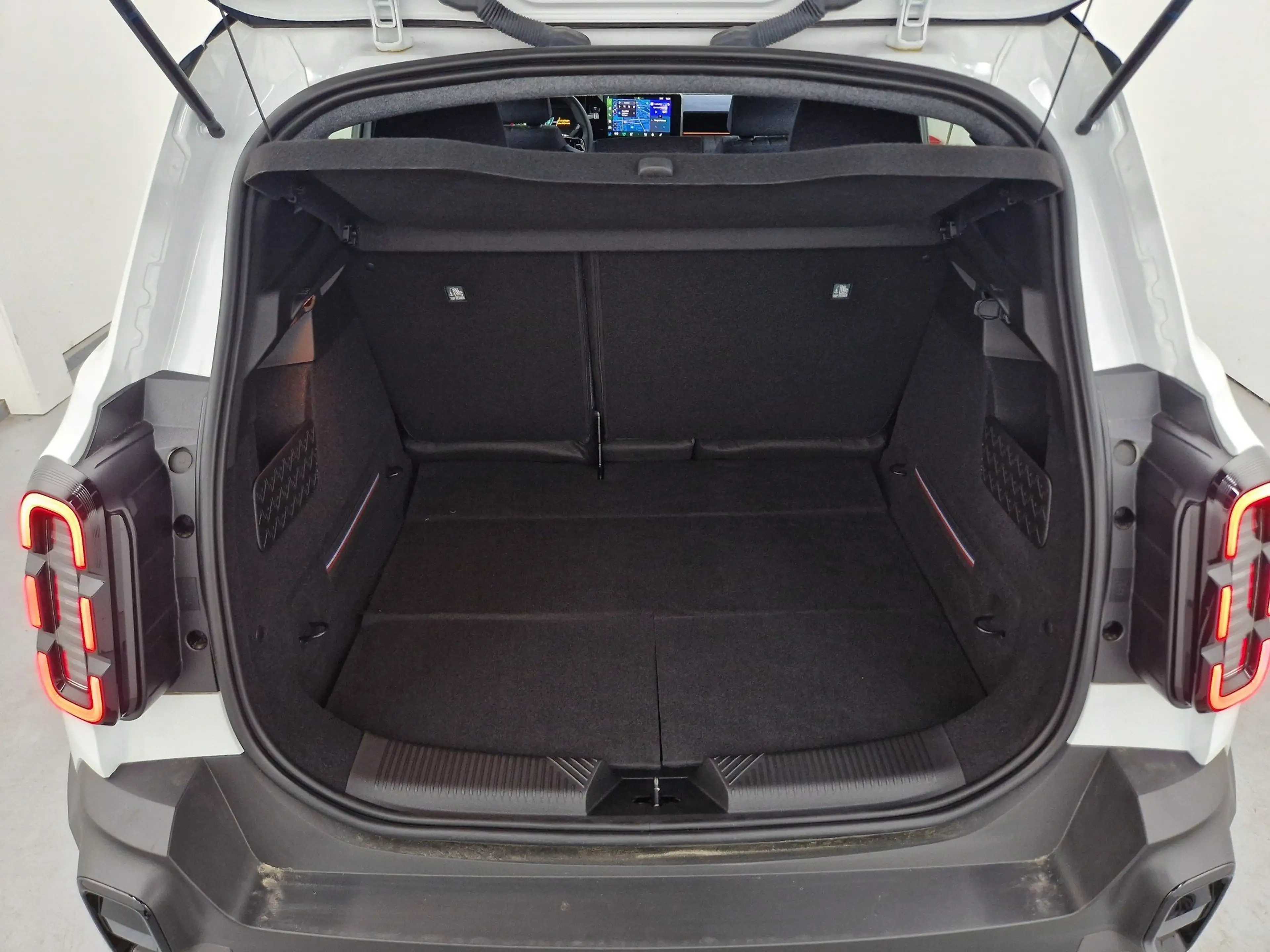 Renault R 4 E-Tech Techno 150 Comfort Range — photo 10