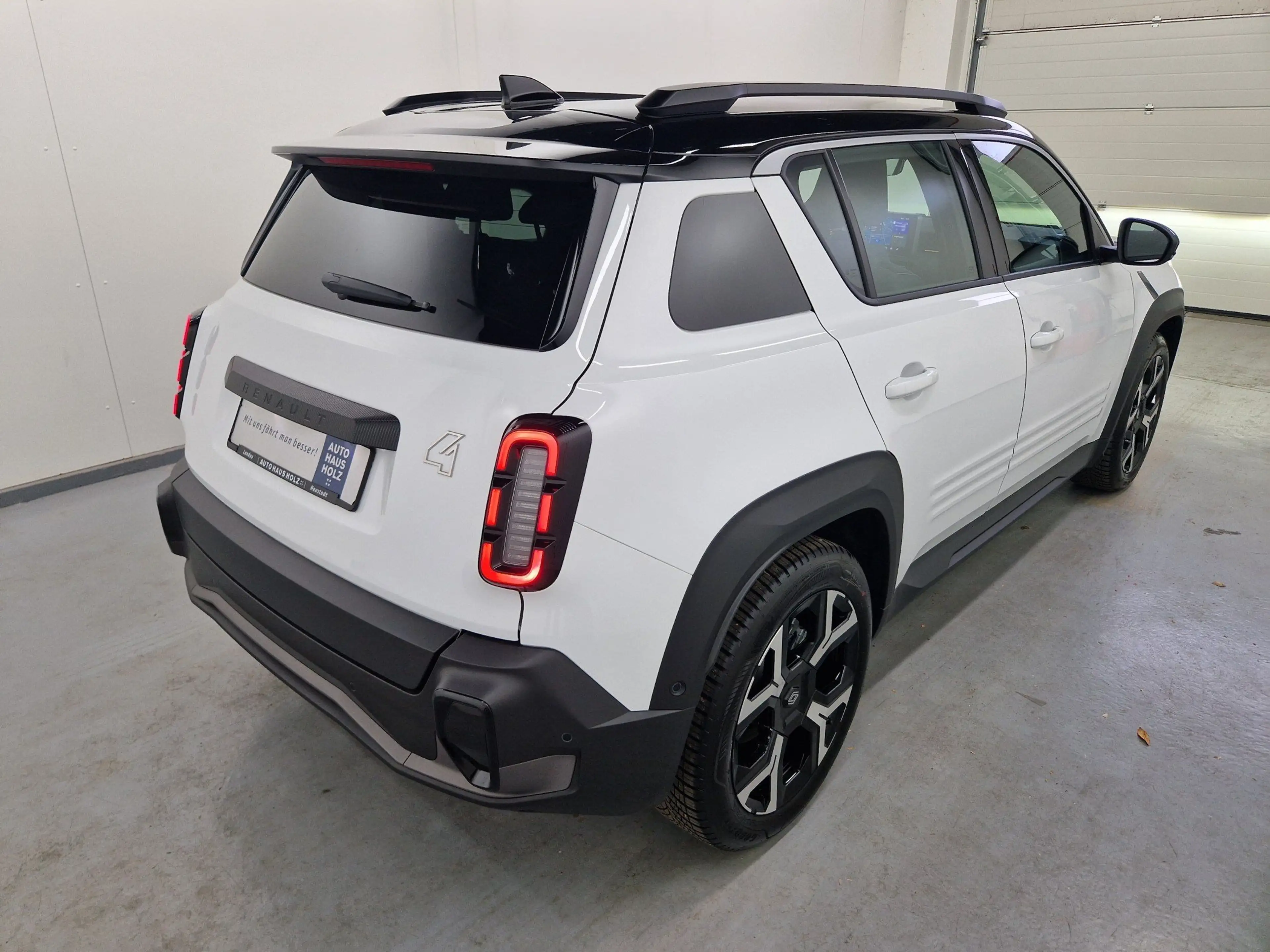Renault R 4 E-Tech Techno 150 Comfort Range — photo 4