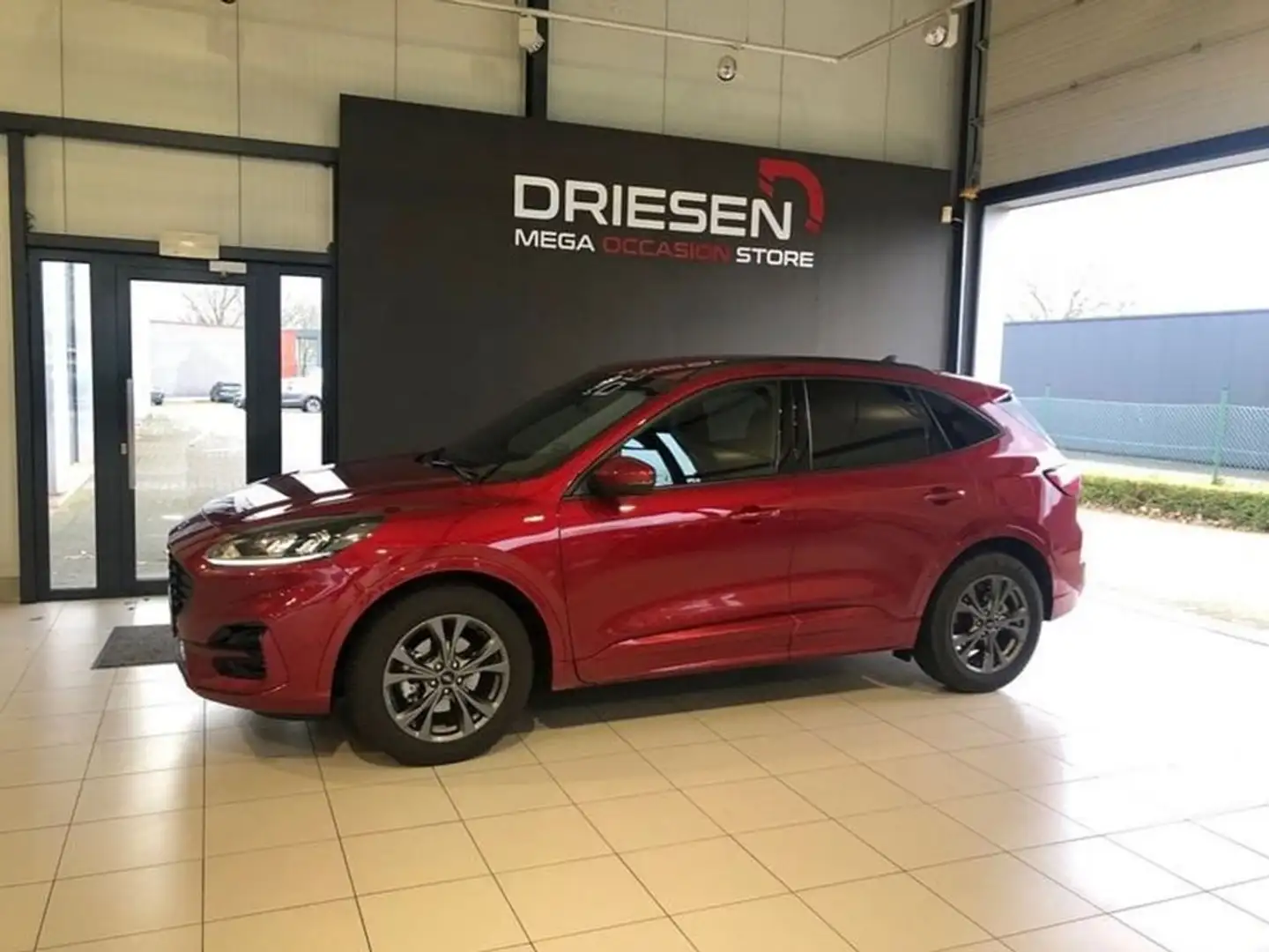 Ford Kuga ST LINE  2.5 FHEV   BIJ DRIESEN IN BREE   089/4616 Rood - 2