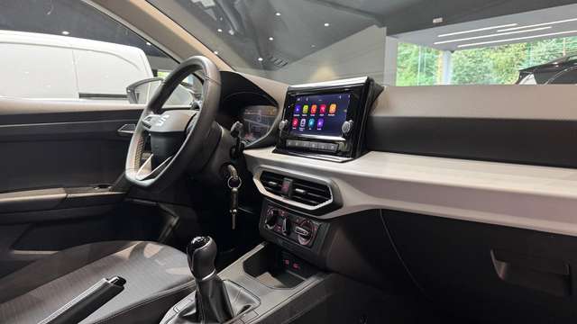 SEAT Ibiza — photo 13