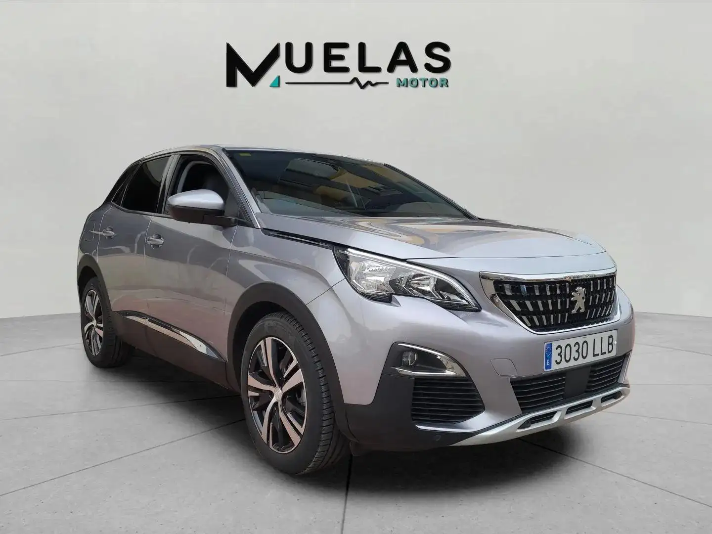 Peugeot 3008 1.6 BlueHDi Allure 120 Gris - 1