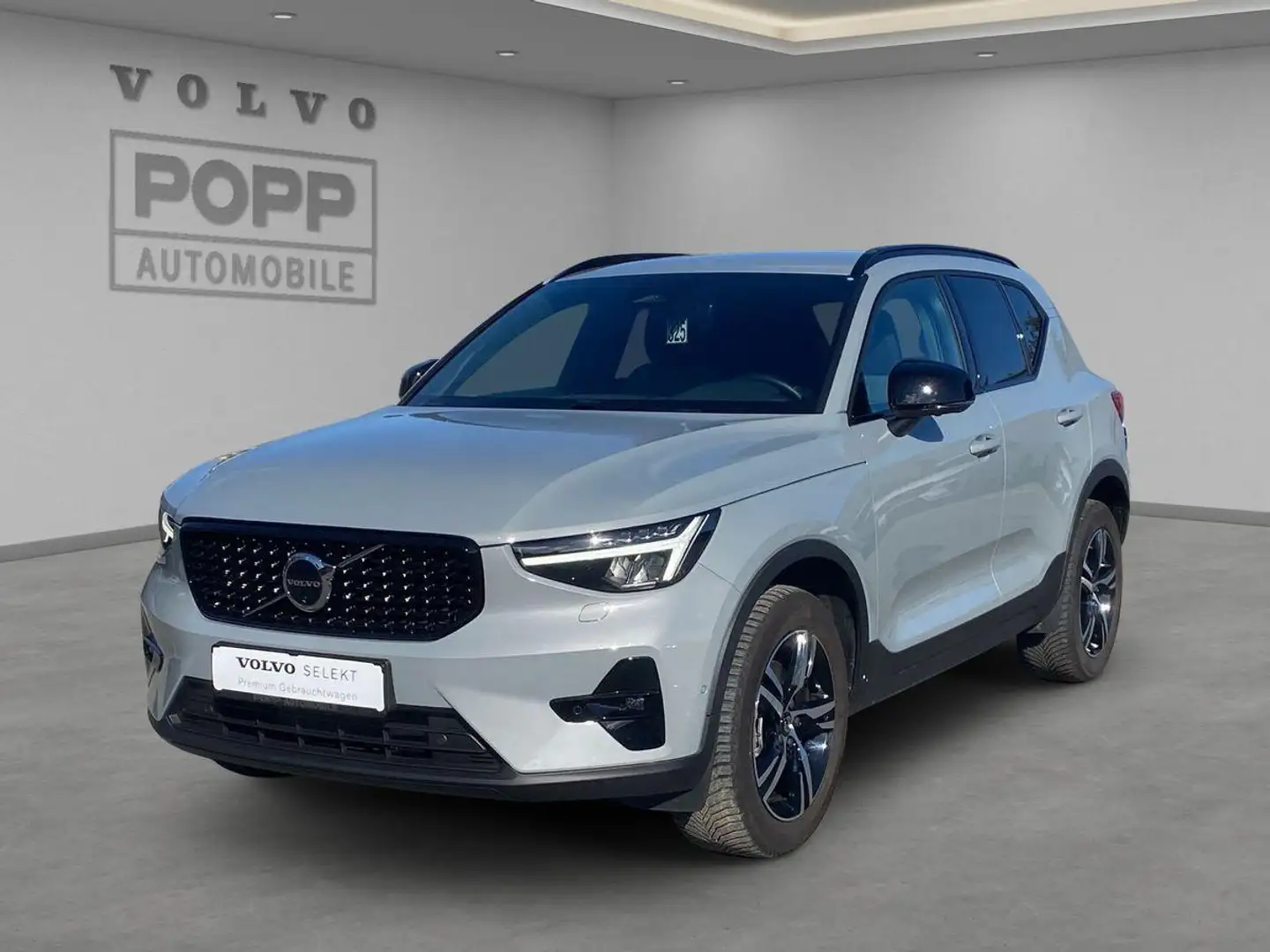 Volvo XC40 B3 FWD Plus Dark 360° ACC FHZ LED LHZ SHZ Gris - 1