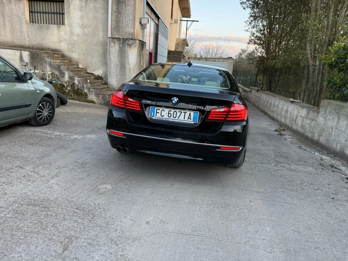 BMW 525 525d xdrive Luxury auto E6 - 2