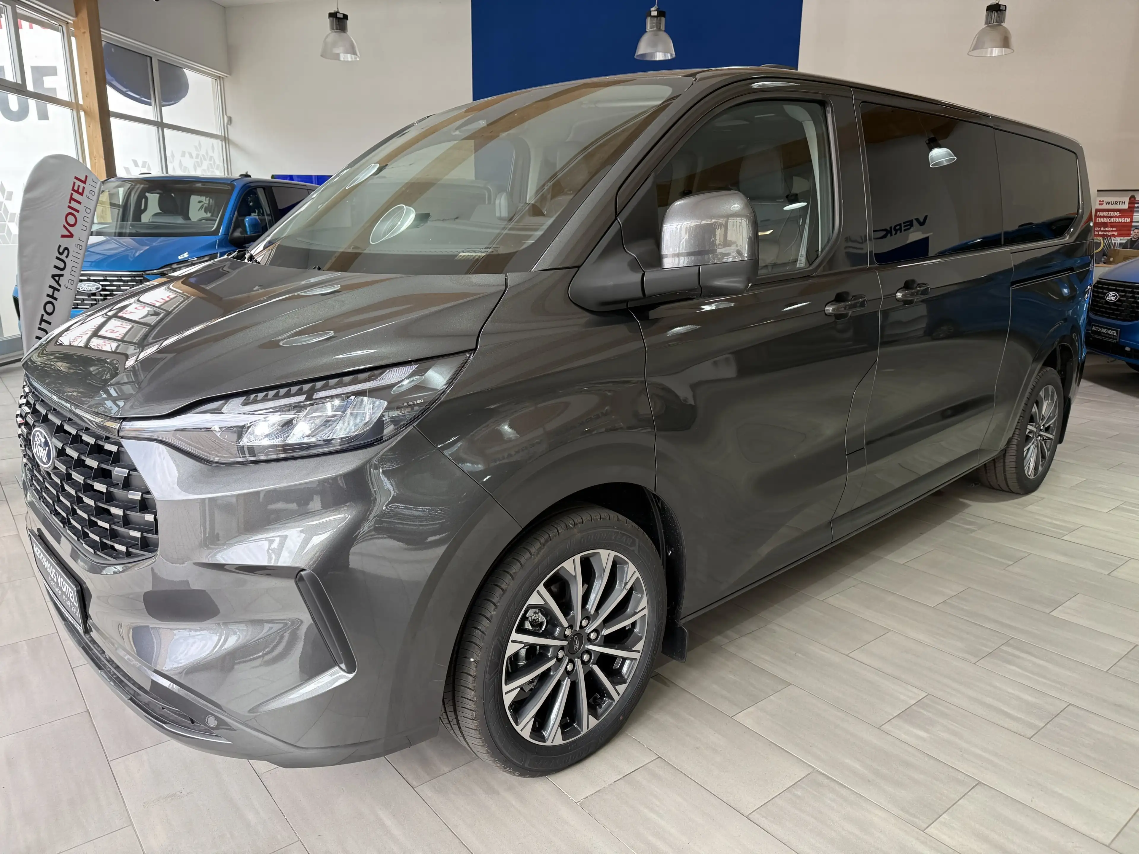 Ford Tourneo Custom Titanium X AWD elek. AHK / 70L Tank
