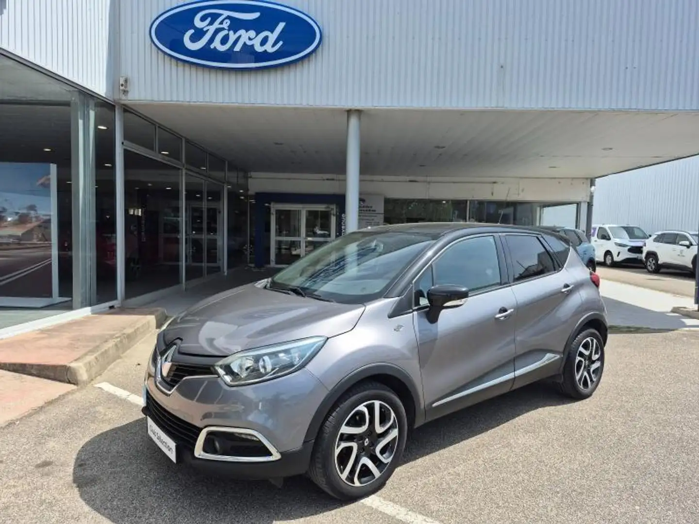 Renault Captur 1.2 TCe 120ch Pure EDC Gris - 2