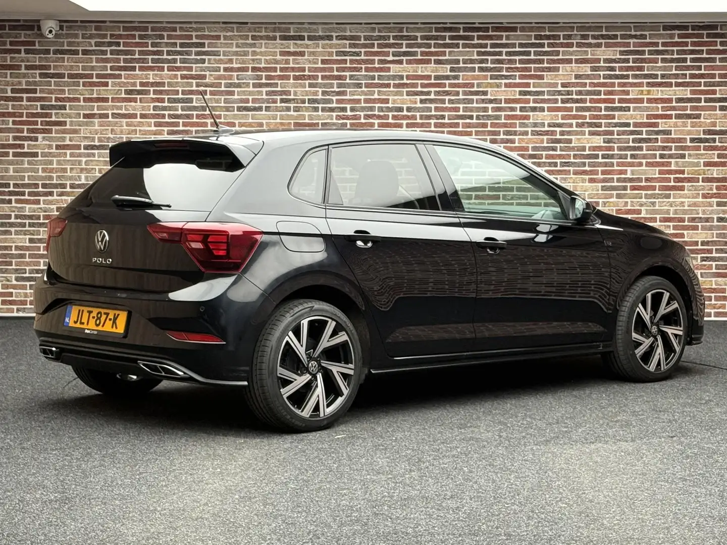 Volkswagen Polo 1.0 TSI R-Line Cruise control | Bekabeld Apple Car Schwarz - 2