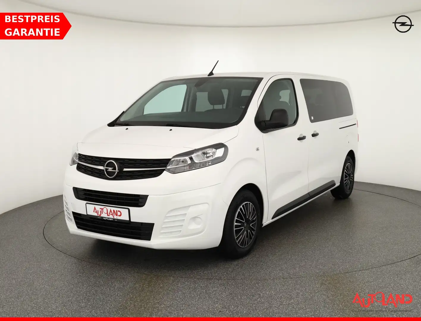 Opel Vivaro 2.0 D Kombi M L2 8-Sitzer Navi Tempomat Weiß - 1