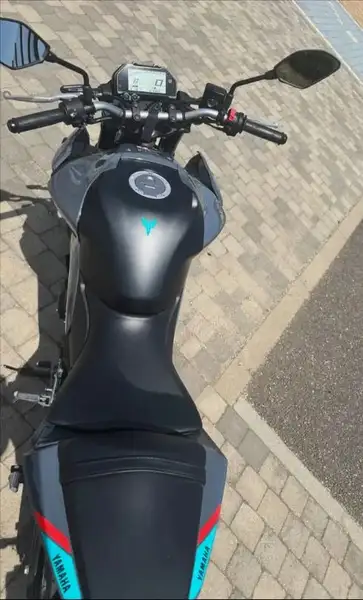 Yamaha MT-03 - foto 4