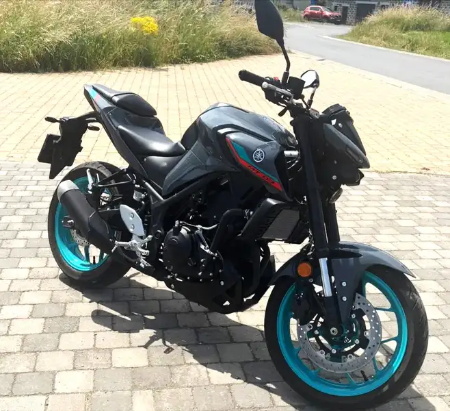 Yamaha MT-03 - foto 3