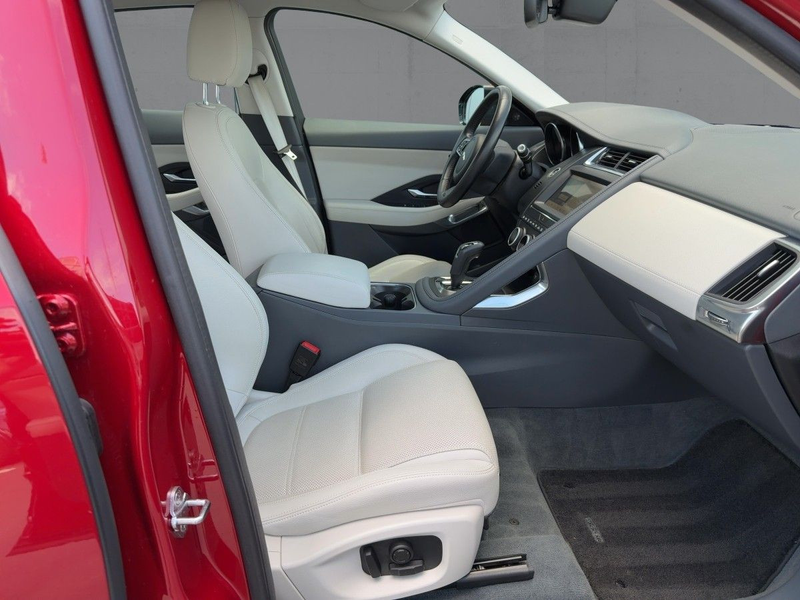 Jaguar E-Pace P200 S AWD LED+NAV+APP+ACC+SHZ+RFK+AHK — photo 12