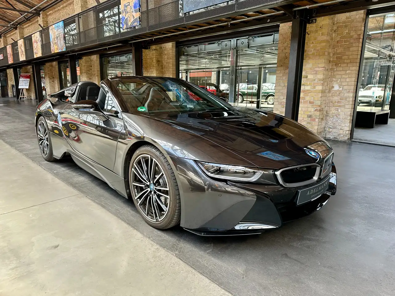 BMW i8