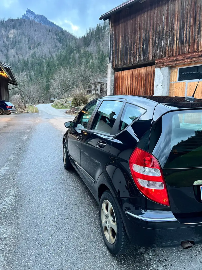 Mercedes-Benz A 150 Elegance Schwarz - 1