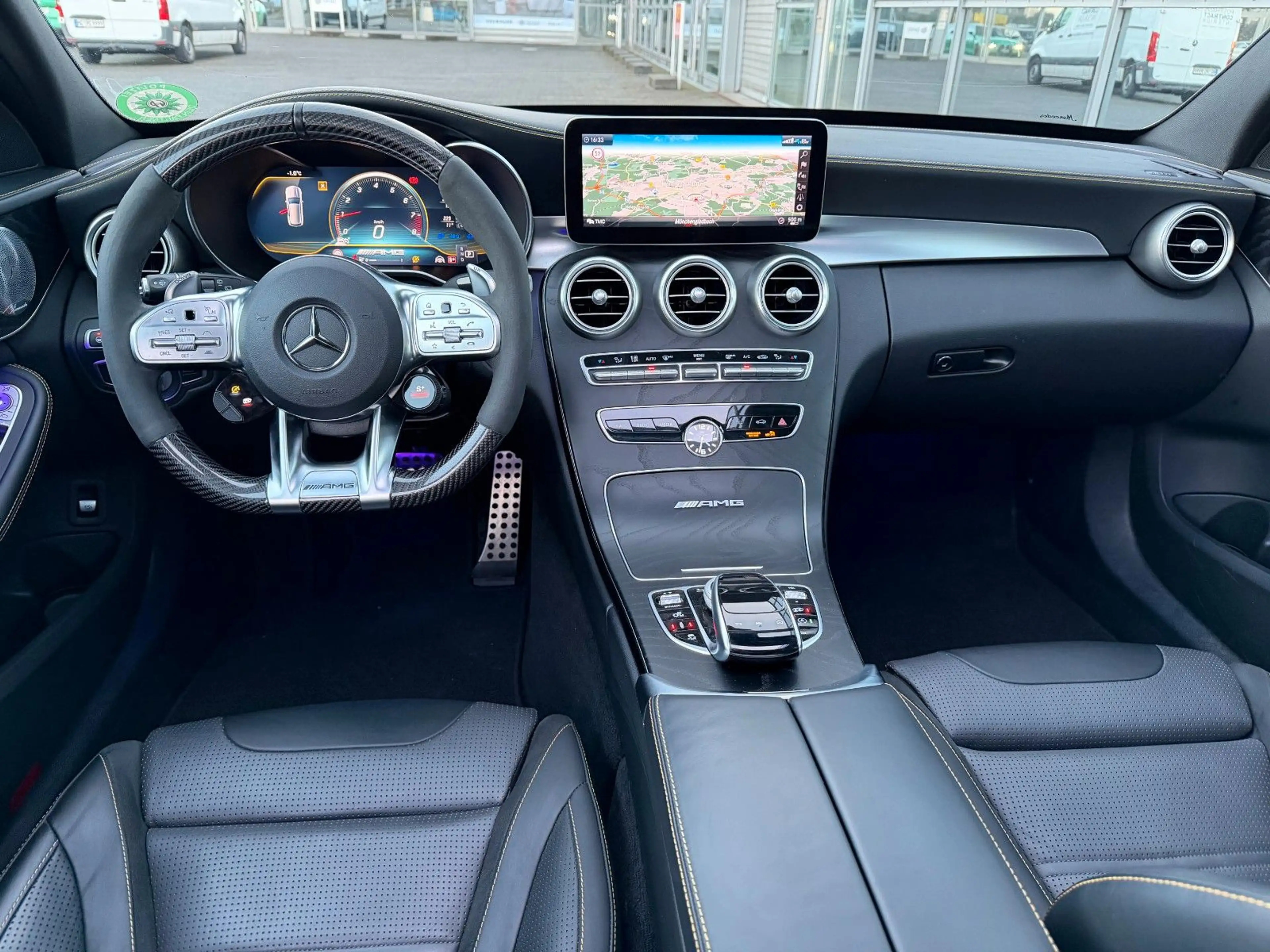 Mercedes-Benz C 63 AMG C 63 s AMG Designo Kamera Klappe DE — photo 2