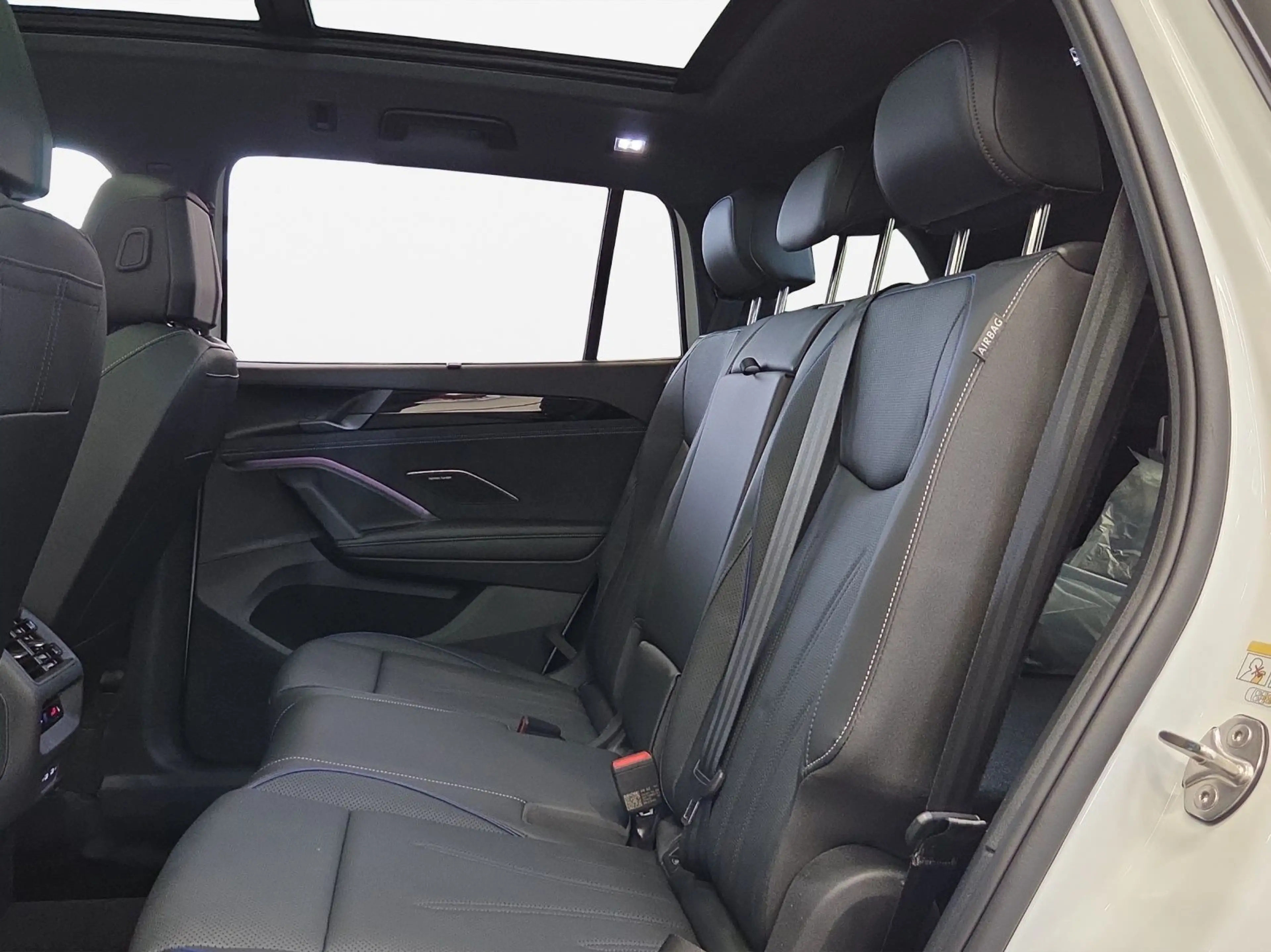 Volkswagen Tayron 2.0 TDI 4M DSG R-Line AHK*PANO*H&K*APP — photo 15