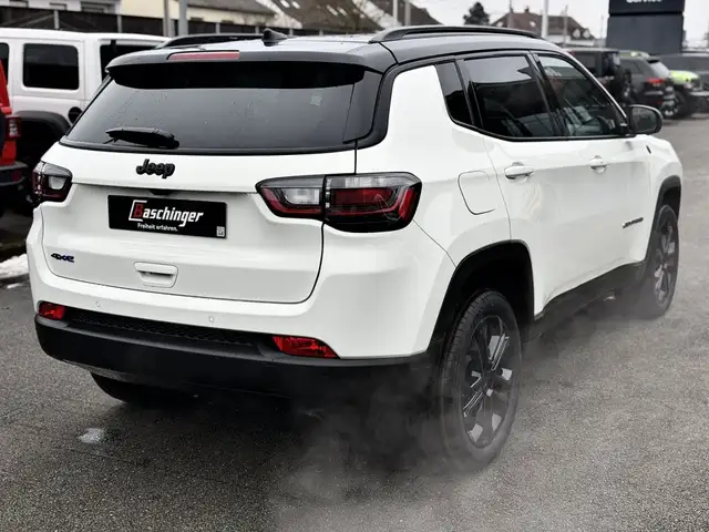 Jeep Compass view 7