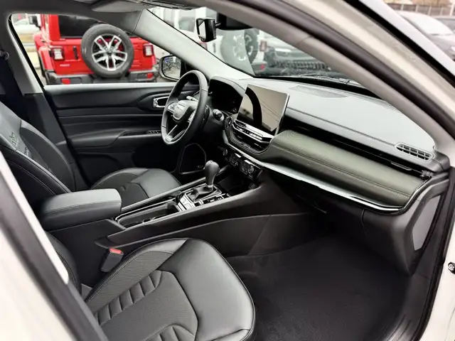 Jeep Compass view 10