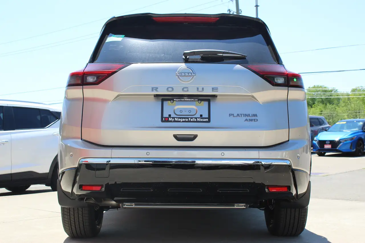 Nissan Rogue fotografie Nissan Rogue