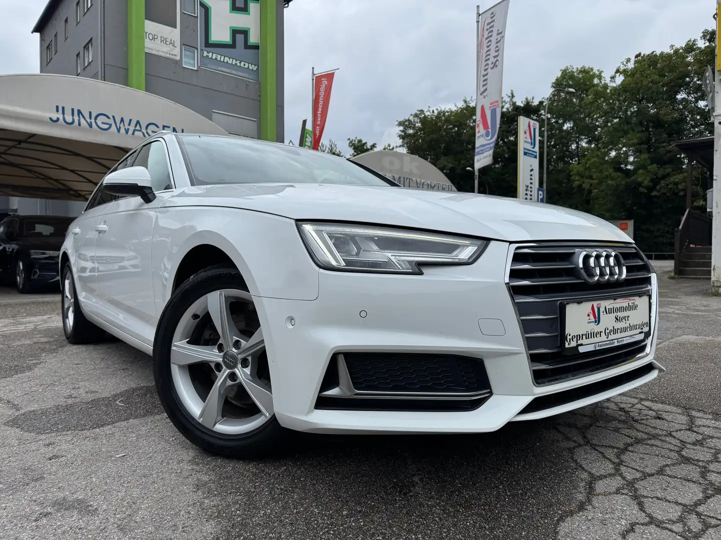 Audi A4 Avant 35 TDI sport S-tronic+Navi+Apple CarPlay+LED Blanc - 1