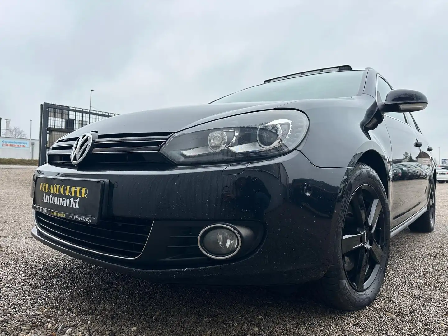 Volkswagen Golf Variant Highline 4Motion *Panorama*Led*Alcantara* Schwarz - 2