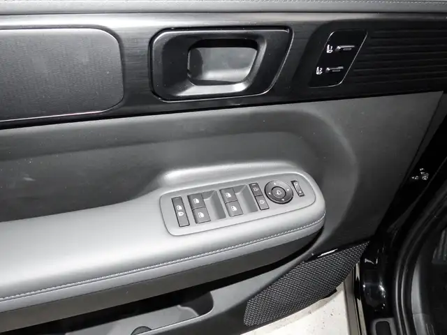 Hyundai Santa Fe view 13