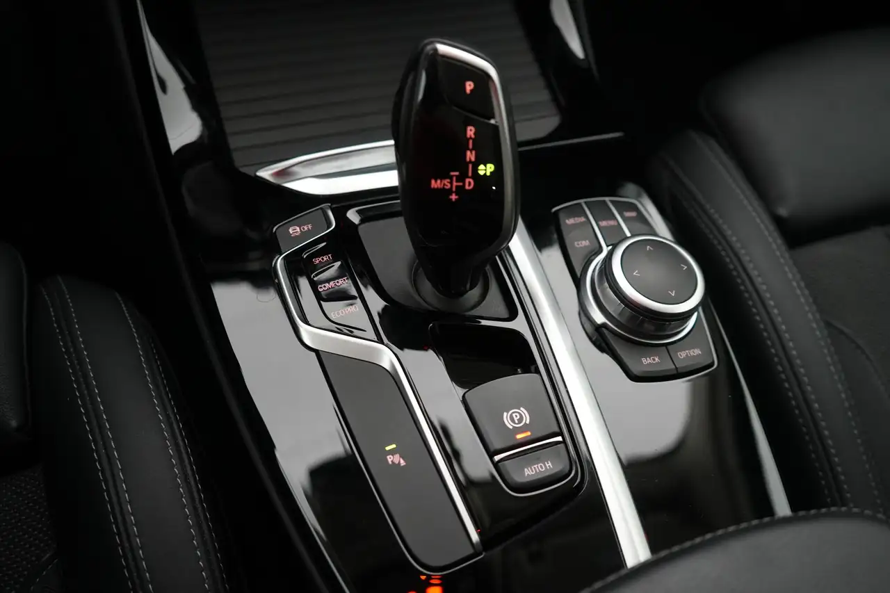 BMW X3 2.0 sDrive18dA Corporate LEDER/STOF LED GPS PDC Ve, миниатюра 16