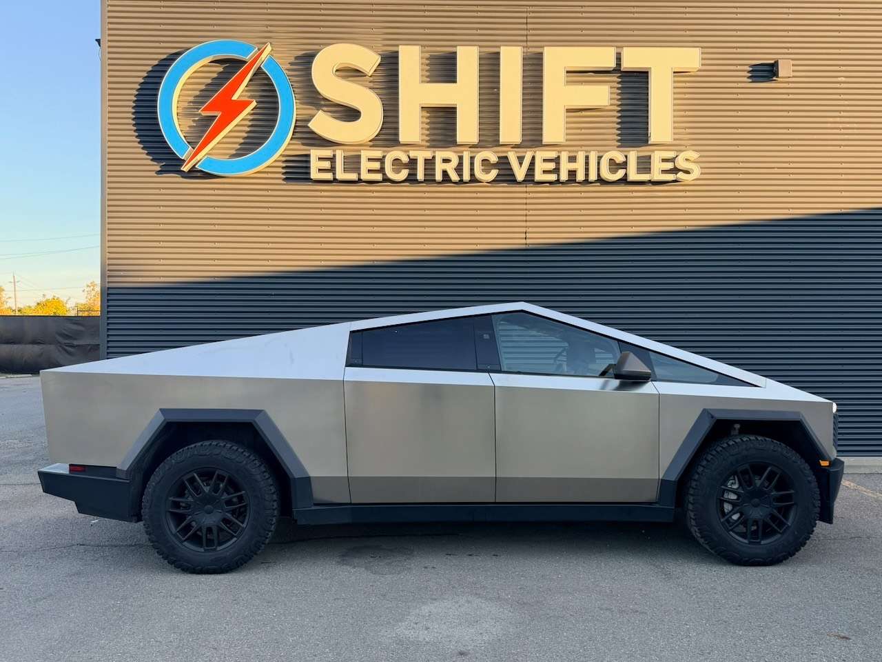 2025 Tesla Cybertruck