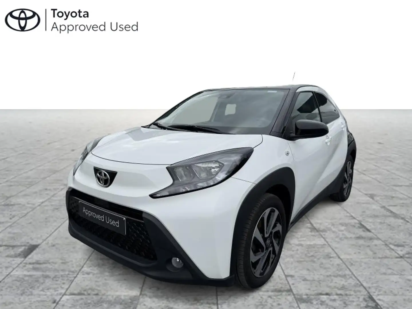 Toyota Aygo X X pulse Wit - 1
